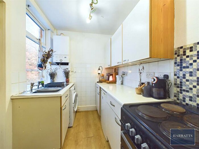 2 Bedroom Terraced House For Sale In Carnarvon Street, Stockport, SK1