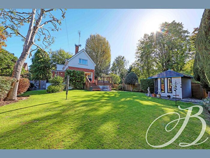 5 Bedroom Property For Sale In Ray Park Road, Maidenhead, SL6