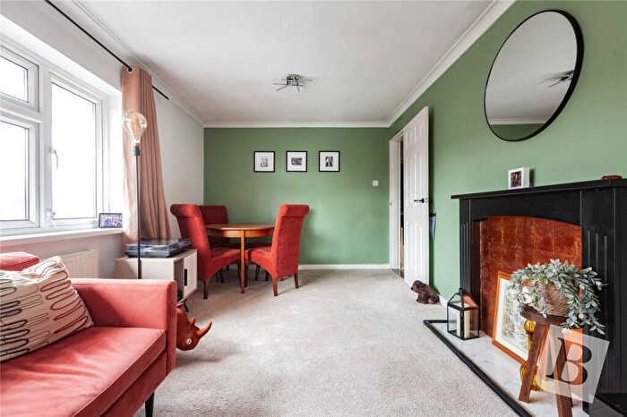 2 Bedroom Apartment For Sale In Baker Street, Chelmsford, Essex, CM2