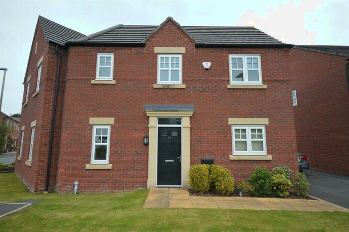 3 Bedroom Mews To Rent In Charter Court, Winsford, CW7