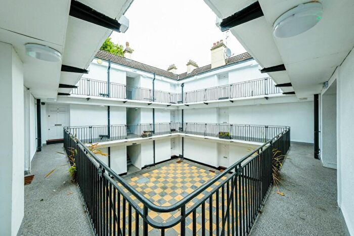 2 Bedroom Flat For Sale In Champion Court, Champion Square, Bristol, BS2