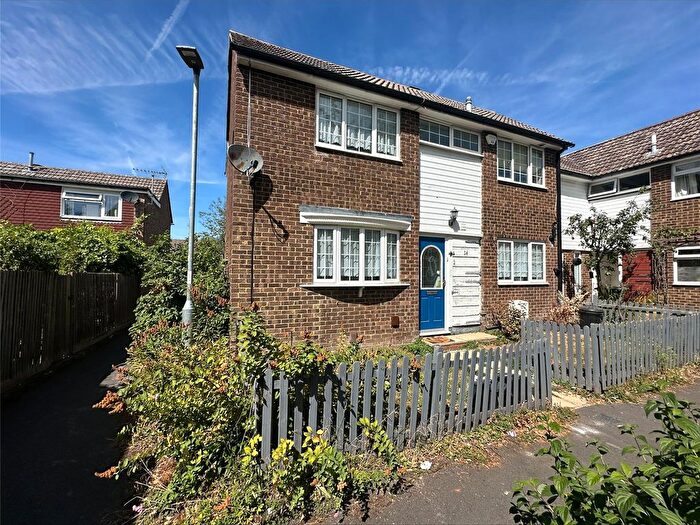 4 Bedroom Property To Rent In Vandyke, Bracknell, Berkshire, RG12