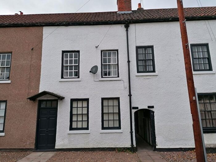 2 Bedroom Flat To Rent In Harworth Place, Bawtry, DN10