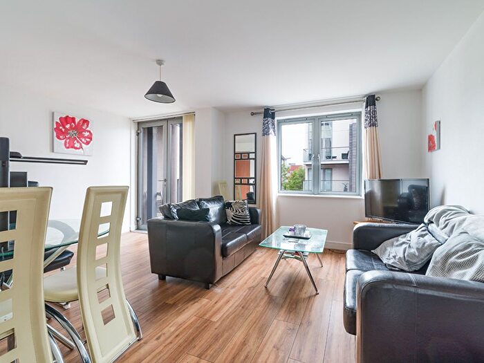 1 Bedroom Flat To Rent In Willbrook House, Worsdell Drive, Gateshead, Tyne And Wear, NE8