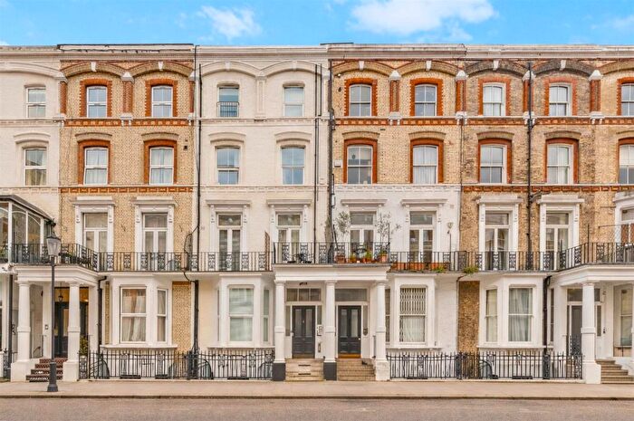 Studio To Rent In Cheniston Gardens, High Street Kensington, W8