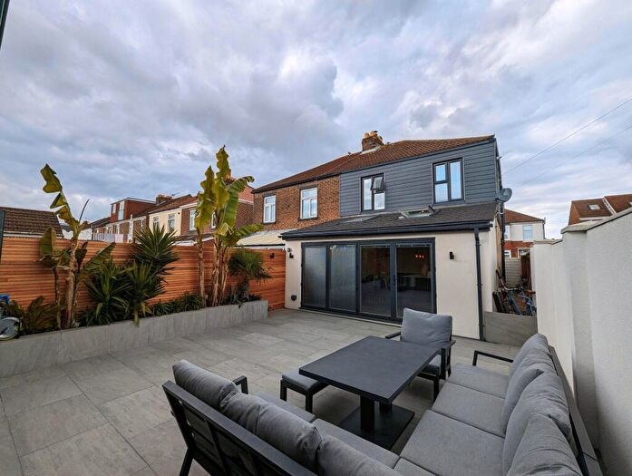 3 Bedroom House To Rent In Paignton Avenue, Portsmouth, PO3