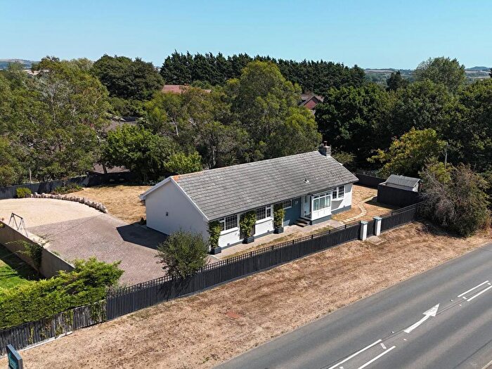 3 Bedroom Detached Bungalow For Sale In Main Road, Rookley, PO38