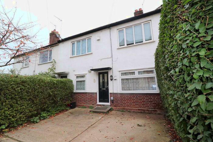 2 Bedroom Maisonette To Rent In Brentwood High Street, CM14
