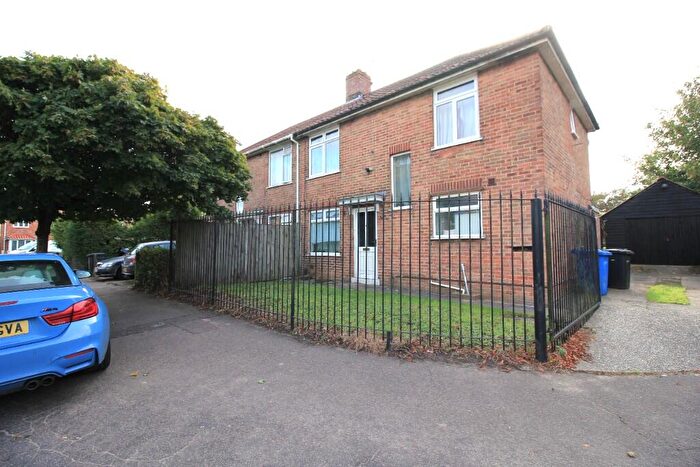 5 Bedroom Semi Detached House To Rent In Irstead Road, Norwich, Norfolk, NR5