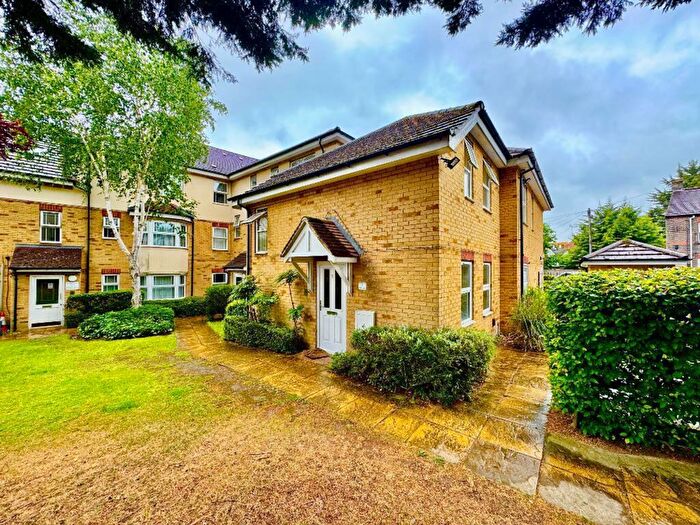 1 Bedroom Terraced House For Sale In Strathmore Avenue, Luton, LU1