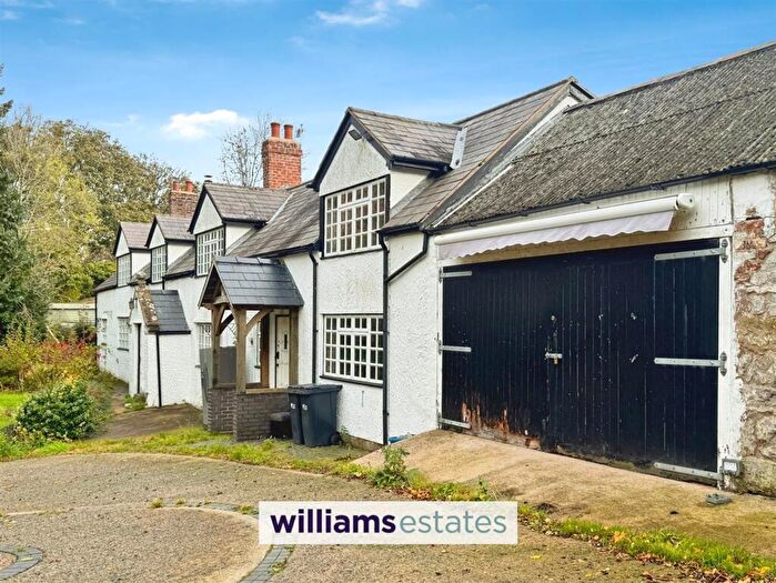 4 Bedroom Detached House For Sale In Fachallt Road, Whitford, CH8