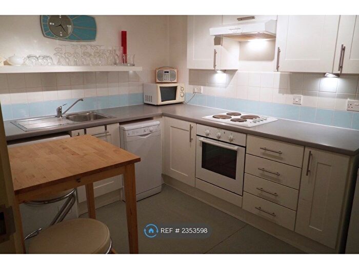1 Bedroom Flat To Rent In Ridley House, London, SW1P