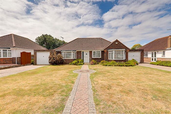 3 Bedroom Detached Bungalow For Sale In Glynde Avenue, Goring-By-Sea, Worthing, BN12