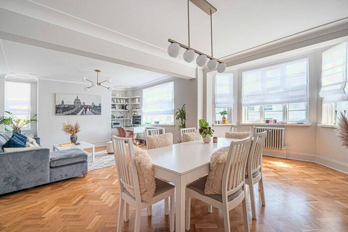 2 Bedroom Flat To Rent In College Crescent, Swiss Cottage, London, NW3