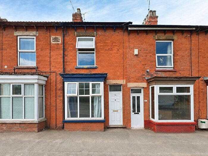 2 Bedroom Terraced House For Sale In Bridge End Road, Grantham, NG31