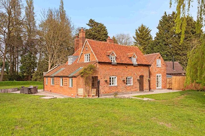 4 Bedroom House For Sale In Case Lane, Five Ways, Hatton, Warwickshire, CV35