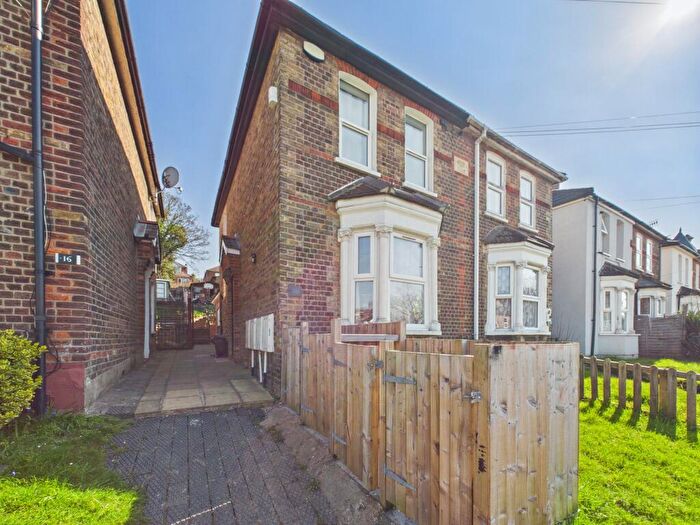 1 Bedroom Maisonette To Rent In Hughenden Road, High Wycombe, HP13