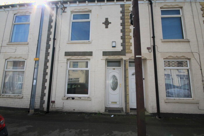 2 Bedroom Terraced House To Rent In Estcourt St, Hull, HU9