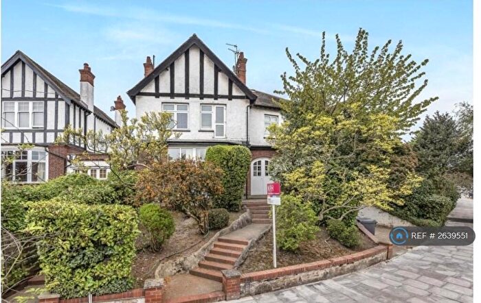 1 Bedroom Flat To Rent In Creighton Avenue, London, N10