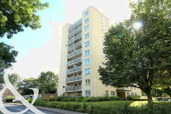 1 Bedroom Flat To Rent In Pelham Court, Leverstock Green, Hemel Hempstead, HP2