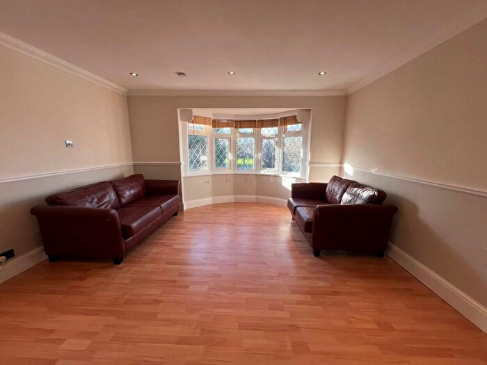 1 Bedroom Flat For Sale In Lodge Lane, North Grays, Grays, RM16
