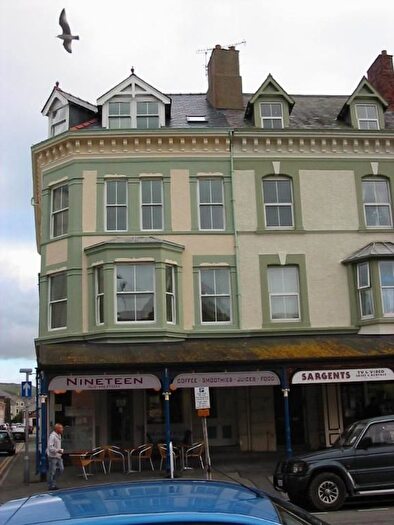 2 Bedroom Flat To Rent In Lloyd Street, Llandudno, LL30