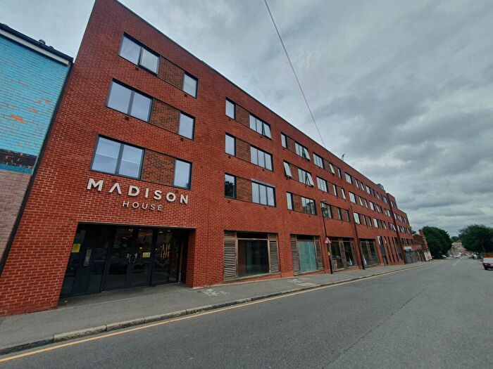2 Bedroom Flat To Rent In Madison House, Wrentham Street, Birmingham, West Midlands, B5