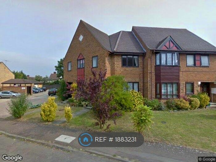 2 Bedroom Flat To Rent In Bidwell Close, Letchworth Garden City, SG6