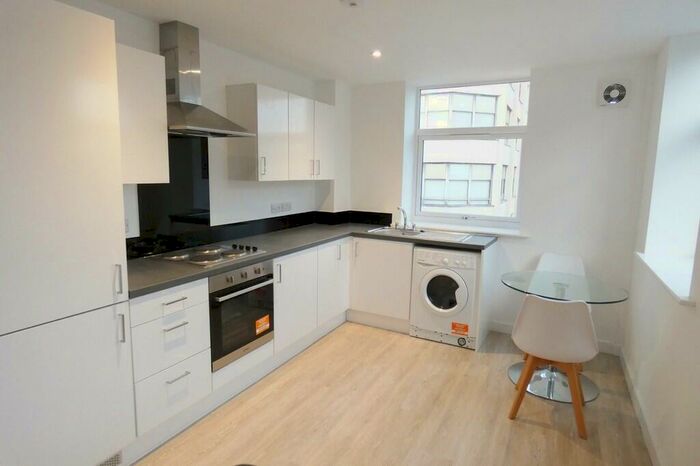 2 Bedroom Apartment To Rent In Cross Street, Preston, PR1