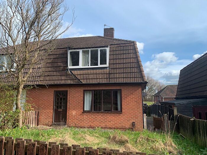 3 Bedroom Semi-Detached House For Sale In Fir Tree Place, Chesterton, Newcastle, ST5