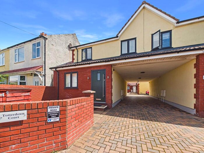 2 Bedroom Flat For Sale In Totterdown Road, Weston-Super-Mare, BS23
