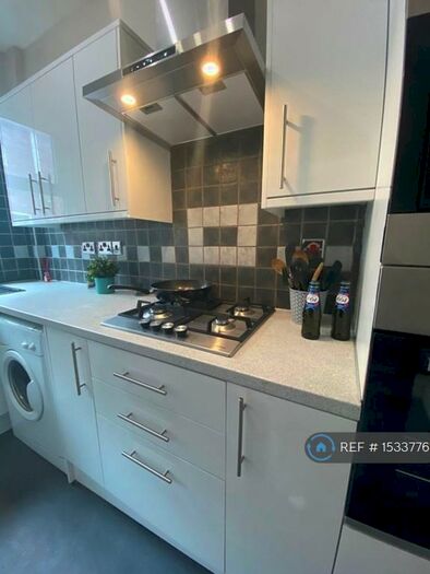 4 Bedroom Terraced House To Rent In Blantyre Road, Liverpool, L15