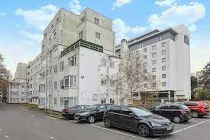 2 Bedroom Flat To Rent In Uxbridge Road, Ealing, W5