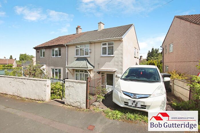 3 Bedroom Semi-detached House For Sale In Tunbridge Drive, Silverdale, Newcastle, ST5