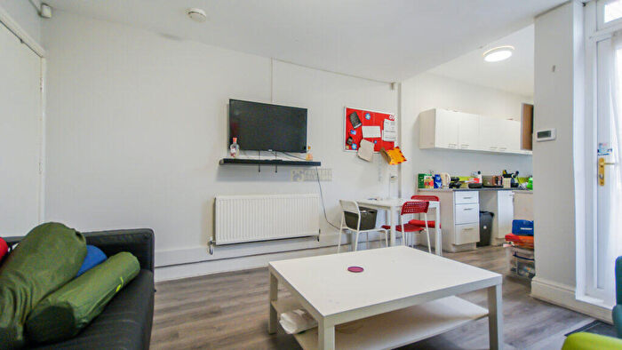 5 Bedroom Terraced House To Rent In Hubert Road, Selly Oak, Birmingham, B29