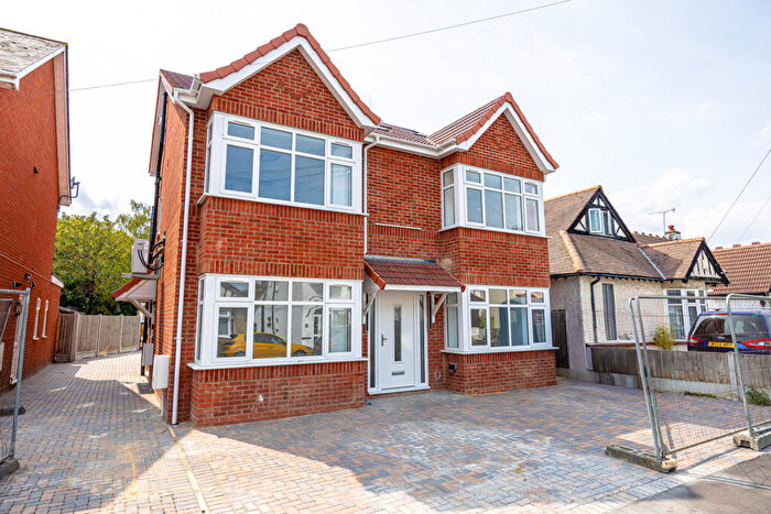 1 Bedroom Apartment For Sale In Tunbridge Road, Southend-on-sea, SS2