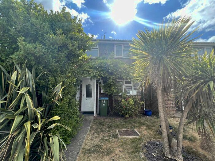 3 Bedroom Terraced House To Rent In Findon Drive, Felpham, PO22