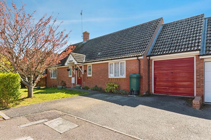 3 Bedroom Bungalow For Sale In Shalfleet Court, Clacton-On-Sea, Essex, CO15