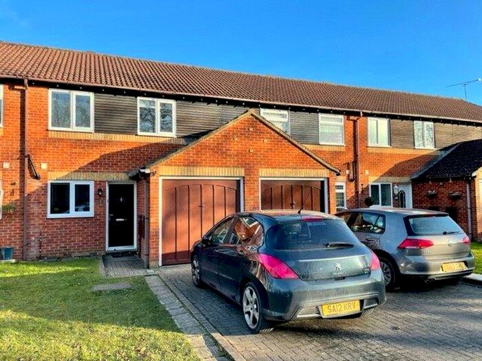 3 Bedroom Terraced House To Rent In The Mulberries, Farnham, GU9