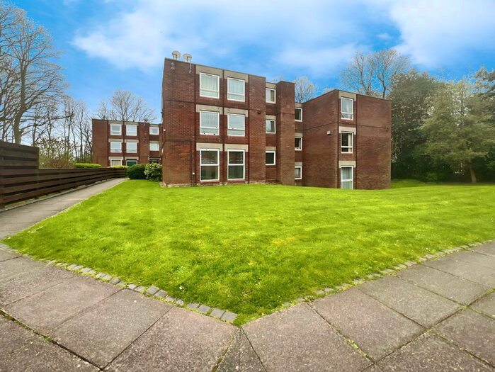 2 Bedroom Flat To Rent In Beech Court, Walsall, WS1