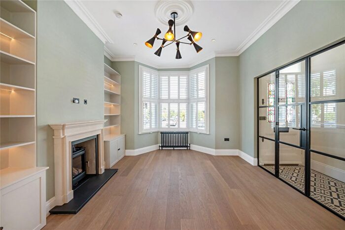 5 Bedroom Terraced House To Rent In Elms Crescent, London, SW4