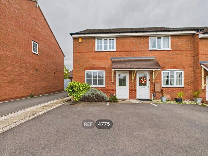 2 Bedroom Property To Rent In Kenbrook Road, Nottingham, NG15