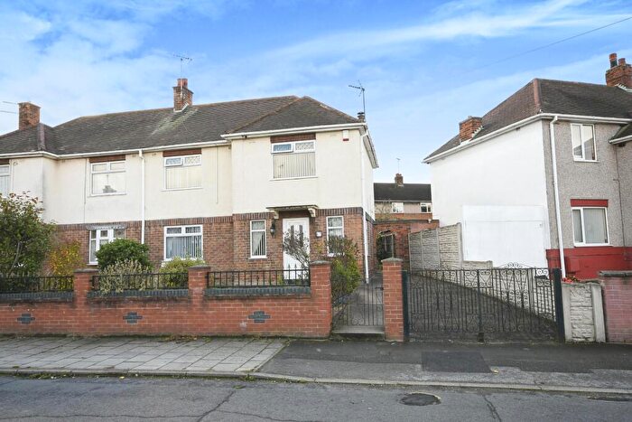 3 Bedroom Semi-Detached House To Rent In Shakespeare Avenue, Mansfield Woodhouse, NG19