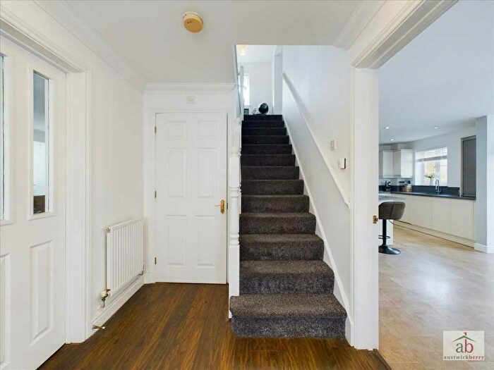 5 Bedroom Detached House For Sale In Bull Drive, Kesgrave, IP5