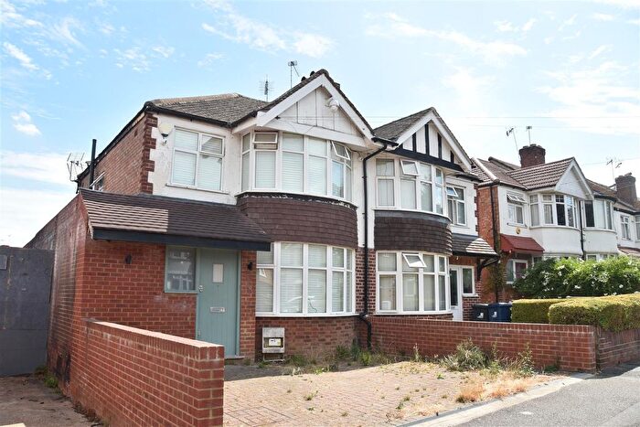 4 Bedroom Semi-Detached House For Sale In Millet Road, Greenford, UB6