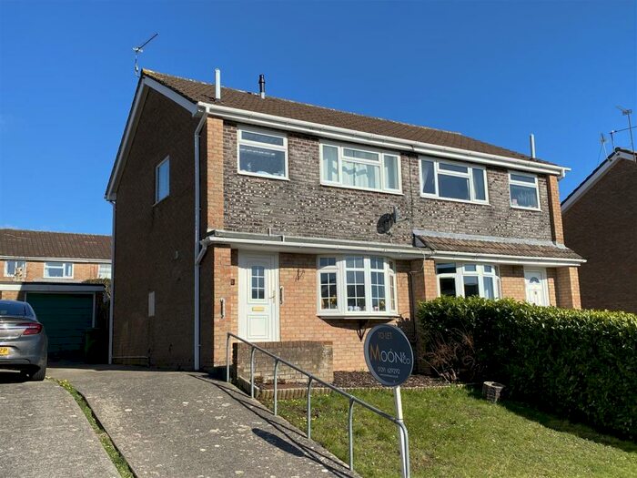 3 Bedroom Semi-Detached House To Rent In Stuart Avenue, Chepstow, NP16