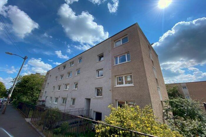 2 Bedroom Flat To Rent In Stanmore Road, Glasgow, G42