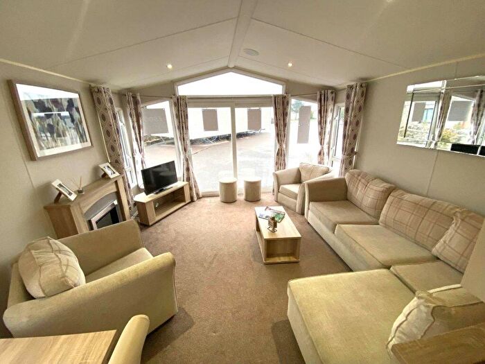 3 Bedroom Caravan For Sale In Ashbourne Heights Holiday Park, DE6