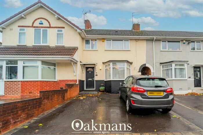 3 Bedroom House To Rent In Sir Hiltons Road, Birmingham, B31