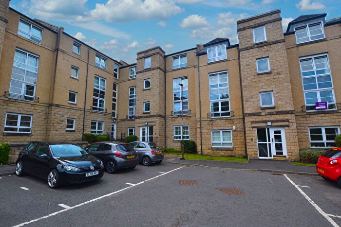 2 Bedroom Flat To Rent In Inglis Green Gait, Edinburgh, EH14
